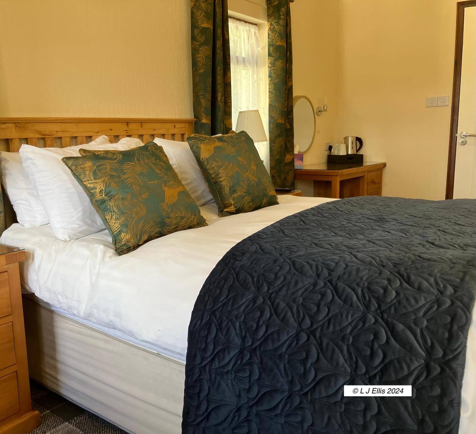 Foyers House Hotel Екстериор снимка
